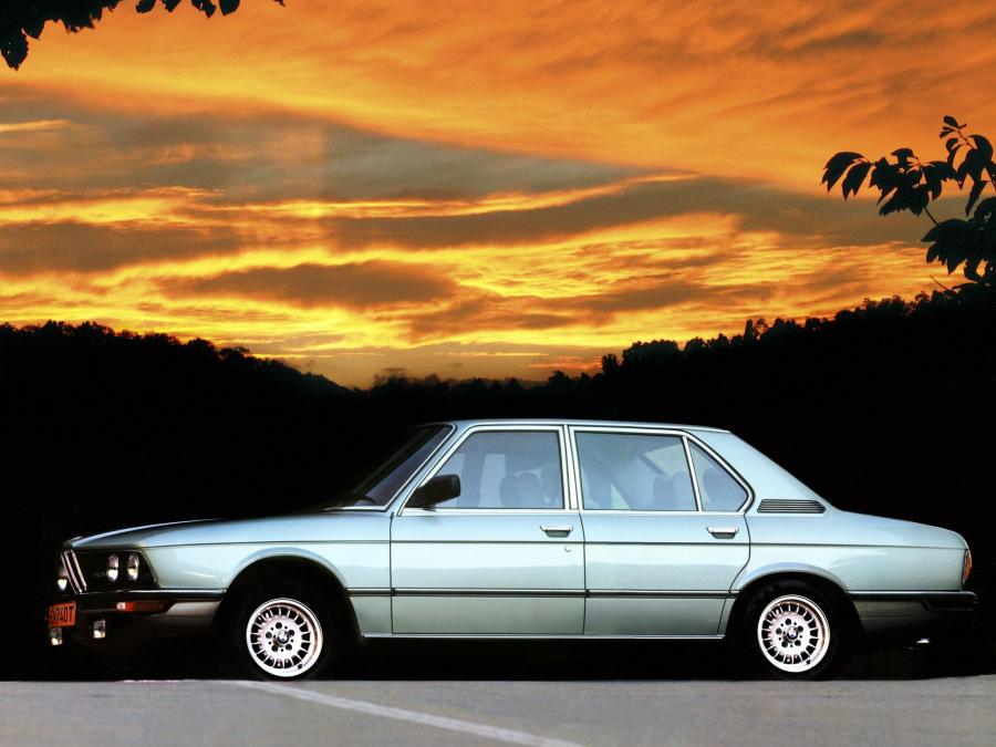  BMW 528i Sedan 1977 года  (ZA) (фото 2 из 6)
